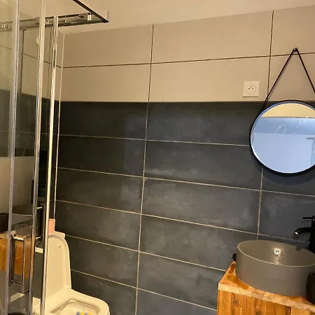 Hotel apartamentowy Les Lilas